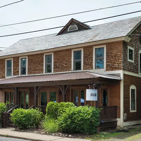 The Trail In Adams - Berkshires' Art Hotel-3
